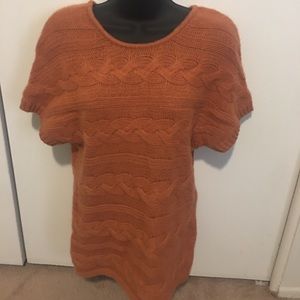 Cute form fitting sweater